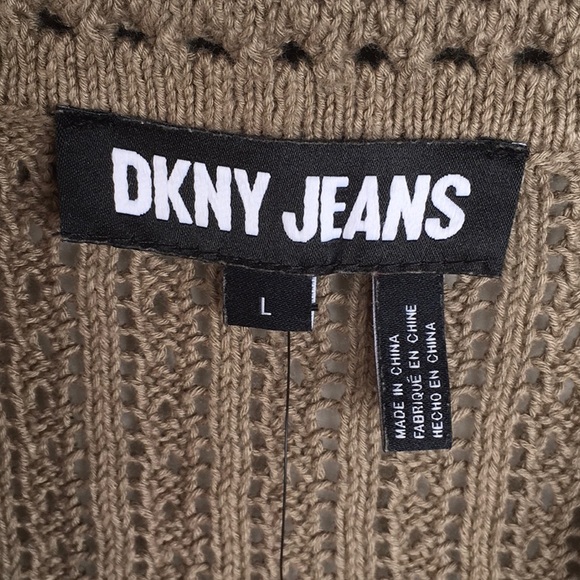 NWT DKNY Jeans Sleeveless Sweater - Picture 3 of 5